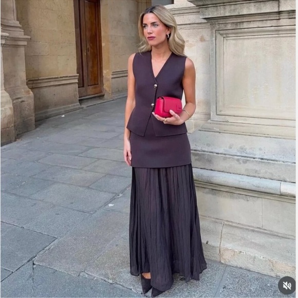 Zara Mixed Pleated Knit Maxi Skirt Black Size Large - Picture 1 of 10